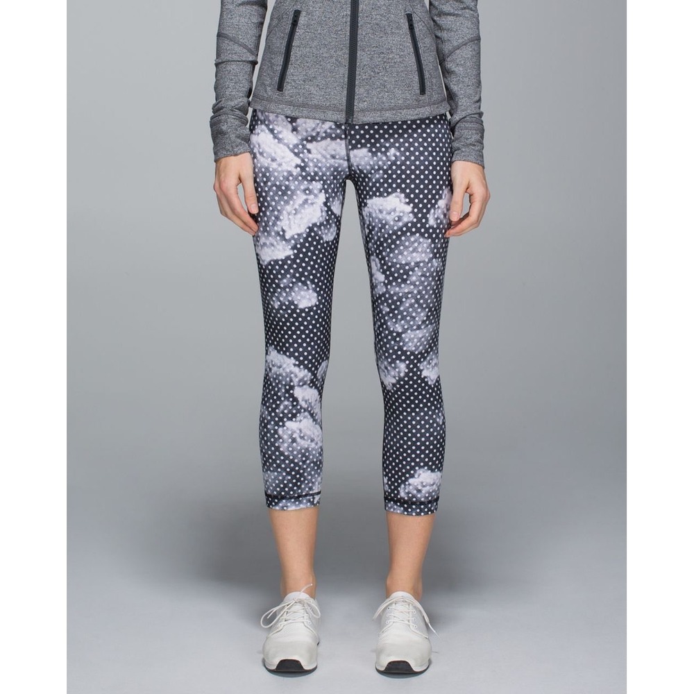 Lululemon Wunder Under Crop Leggings Size 6 Black White Polka Dot Floral Print